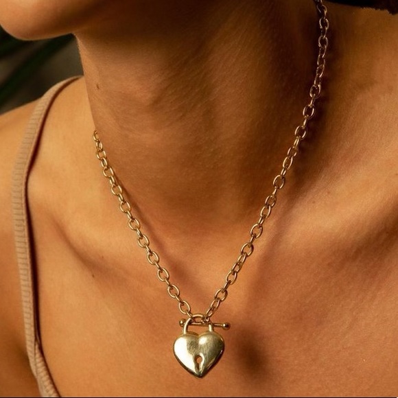 Heart lock necklace - Picture 2 of 3